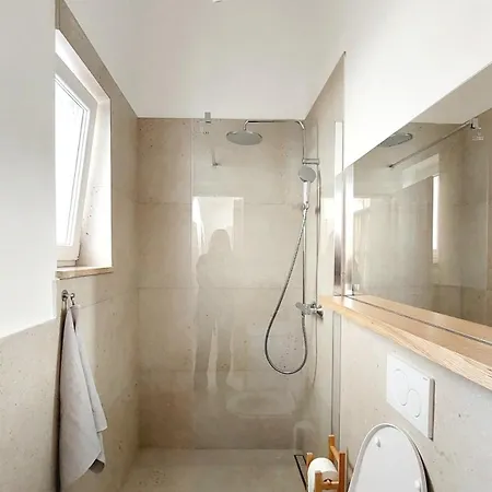Rosa Apartment *