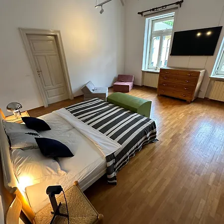Rosa Apartment *